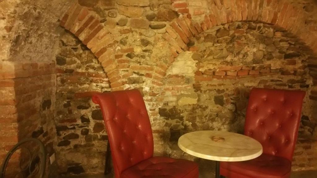 b&b Palazzo Oddo Albenga Esterno foto