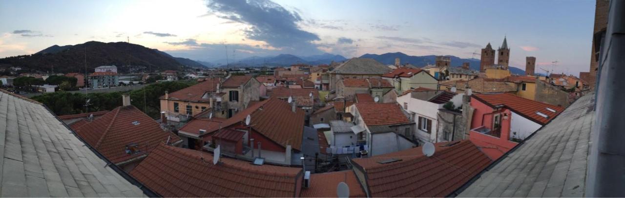 b&b Palazzo Oddo Albenga Esterno foto