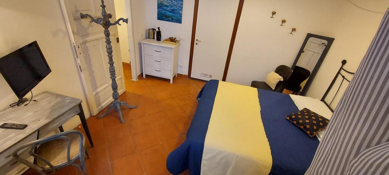 b&b Palazzo Oddo Albenga Esterno foto