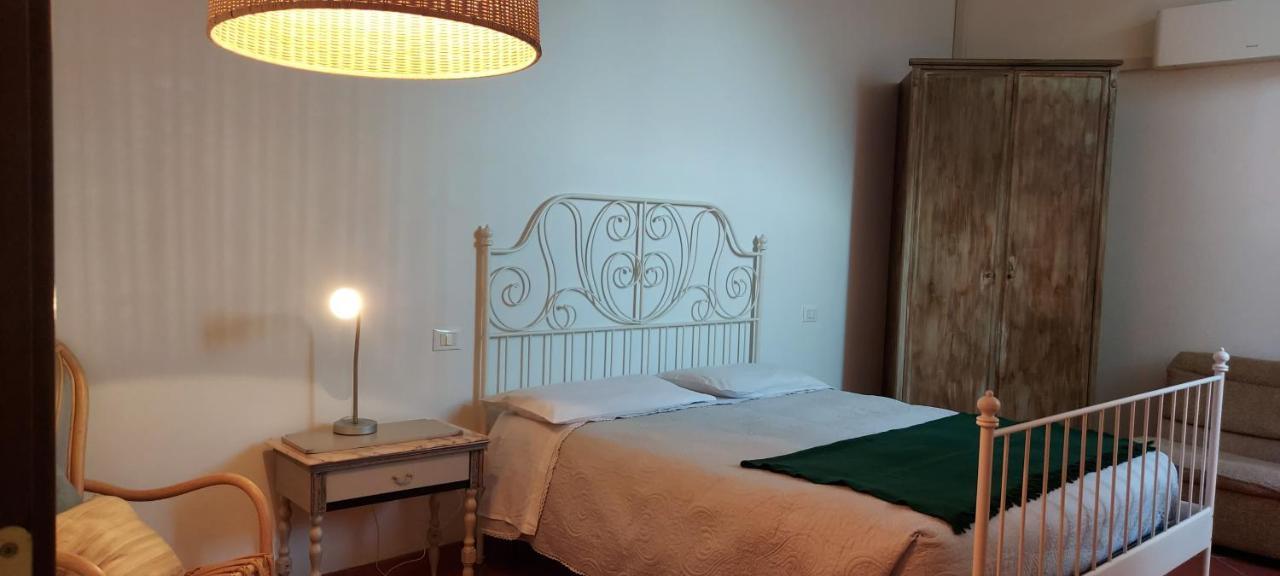 b&b Palazzo Oddo Albenga Esterno foto