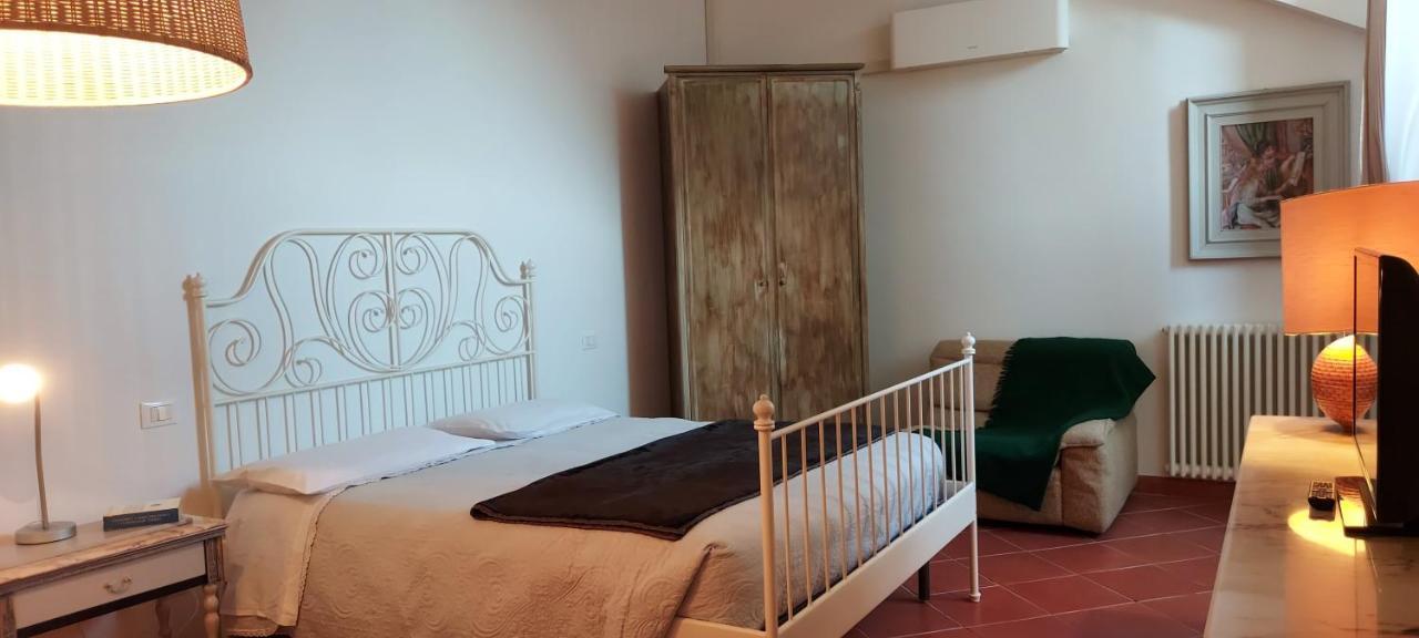 b&b Palazzo Oddo Albenga Esterno foto