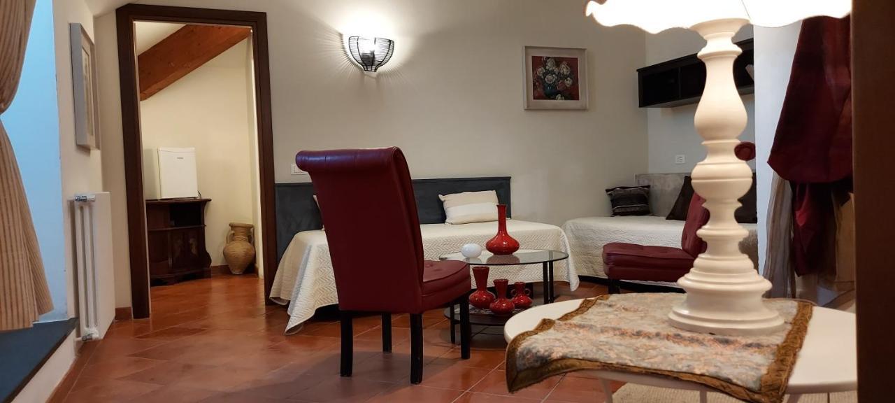 b&b Palazzo Oddo Albenga Esterno foto