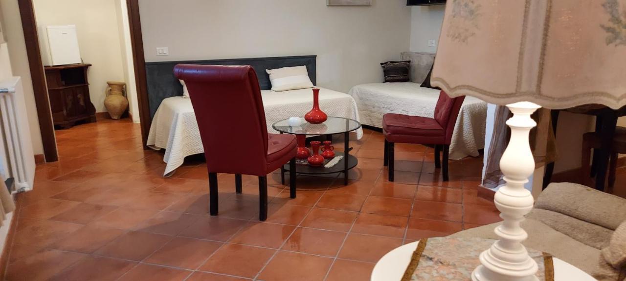 b&b Palazzo Oddo Albenga Esterno foto